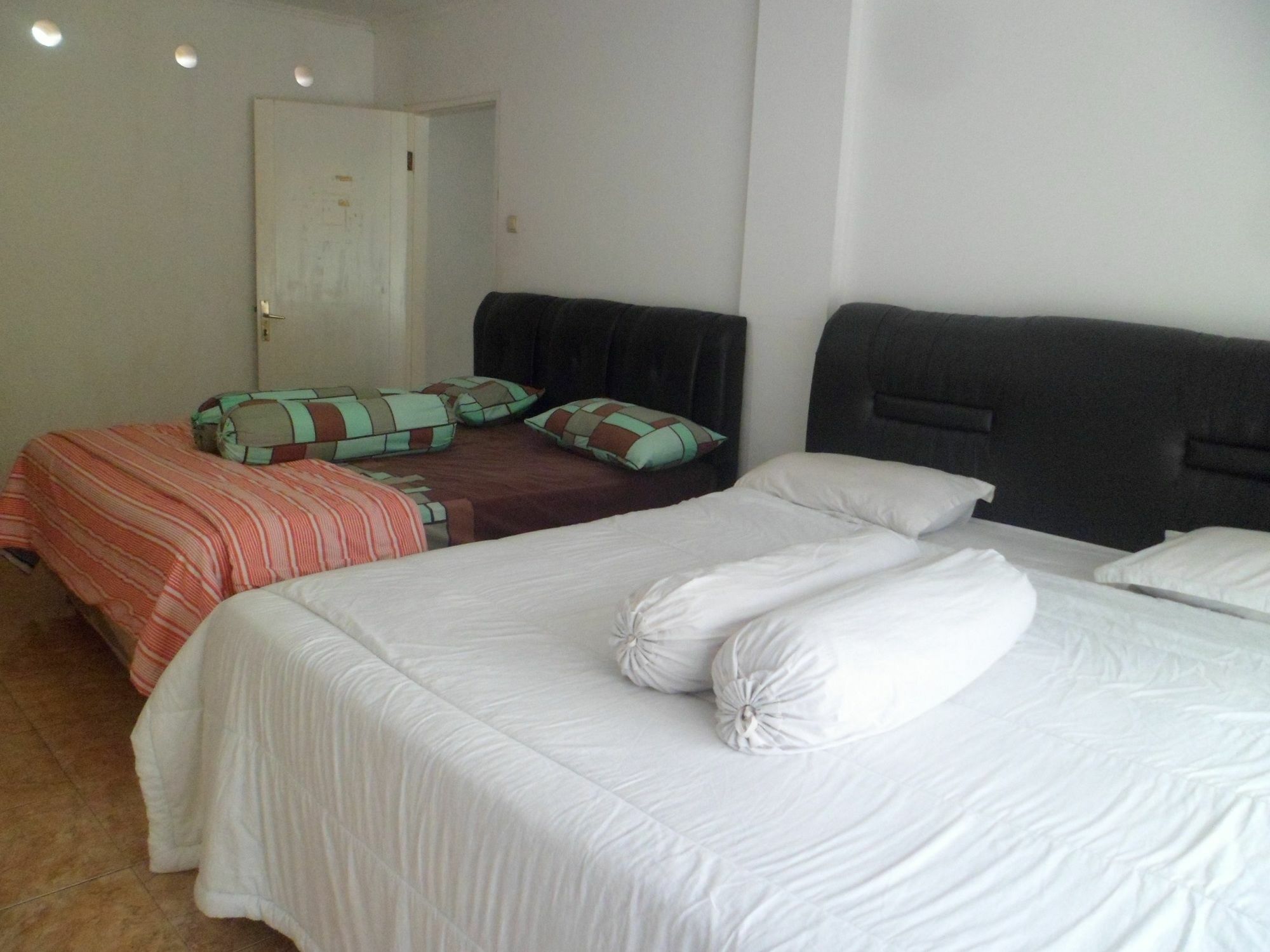 Villa Bukit Danau Cipanas  Eksteriør billede
