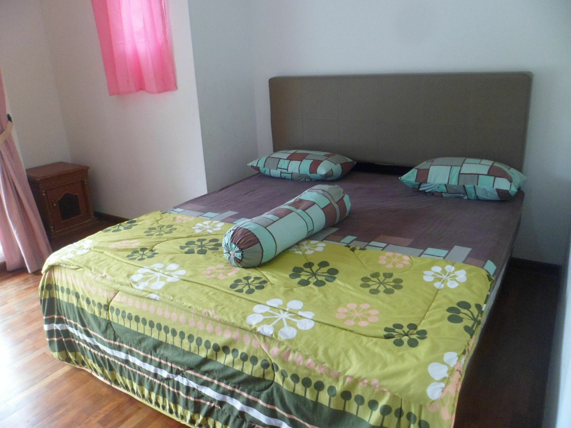 Villa Bukit Danau Cipanas  Eksteriør billede